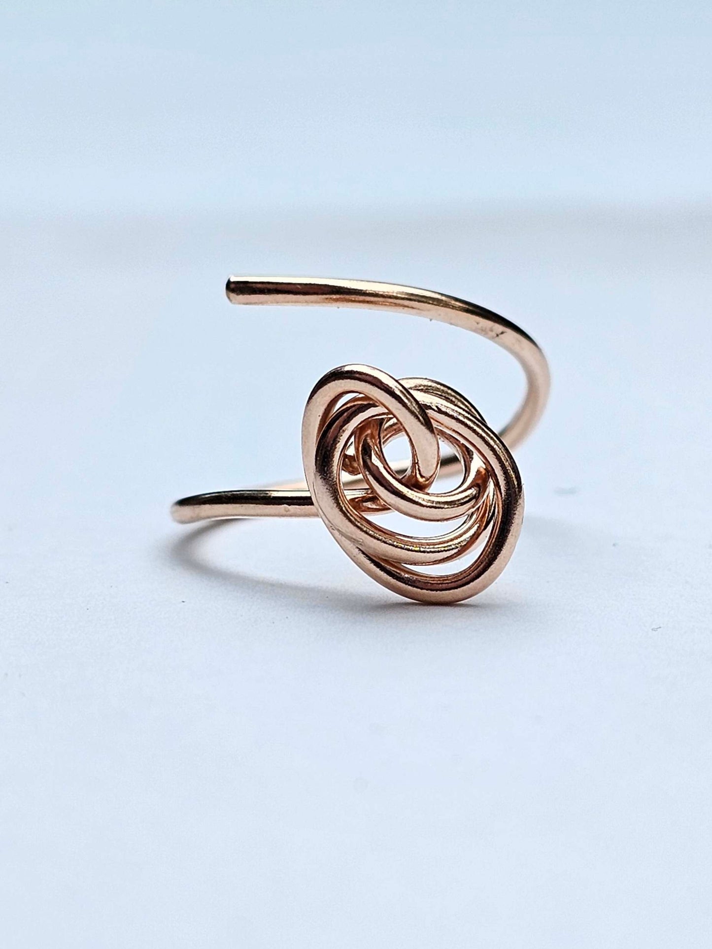 Adjustable Winding knot ring in 14K Rose Gold