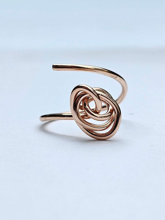 Adjustable Winding knot ring in 14K Rose Gold