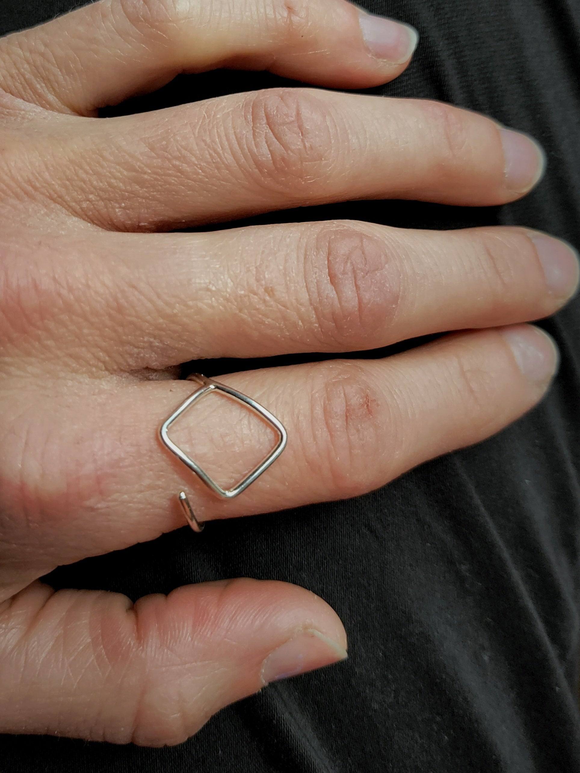 Box Breathing Ring - Cute rings that remind you to take Mindful Moments